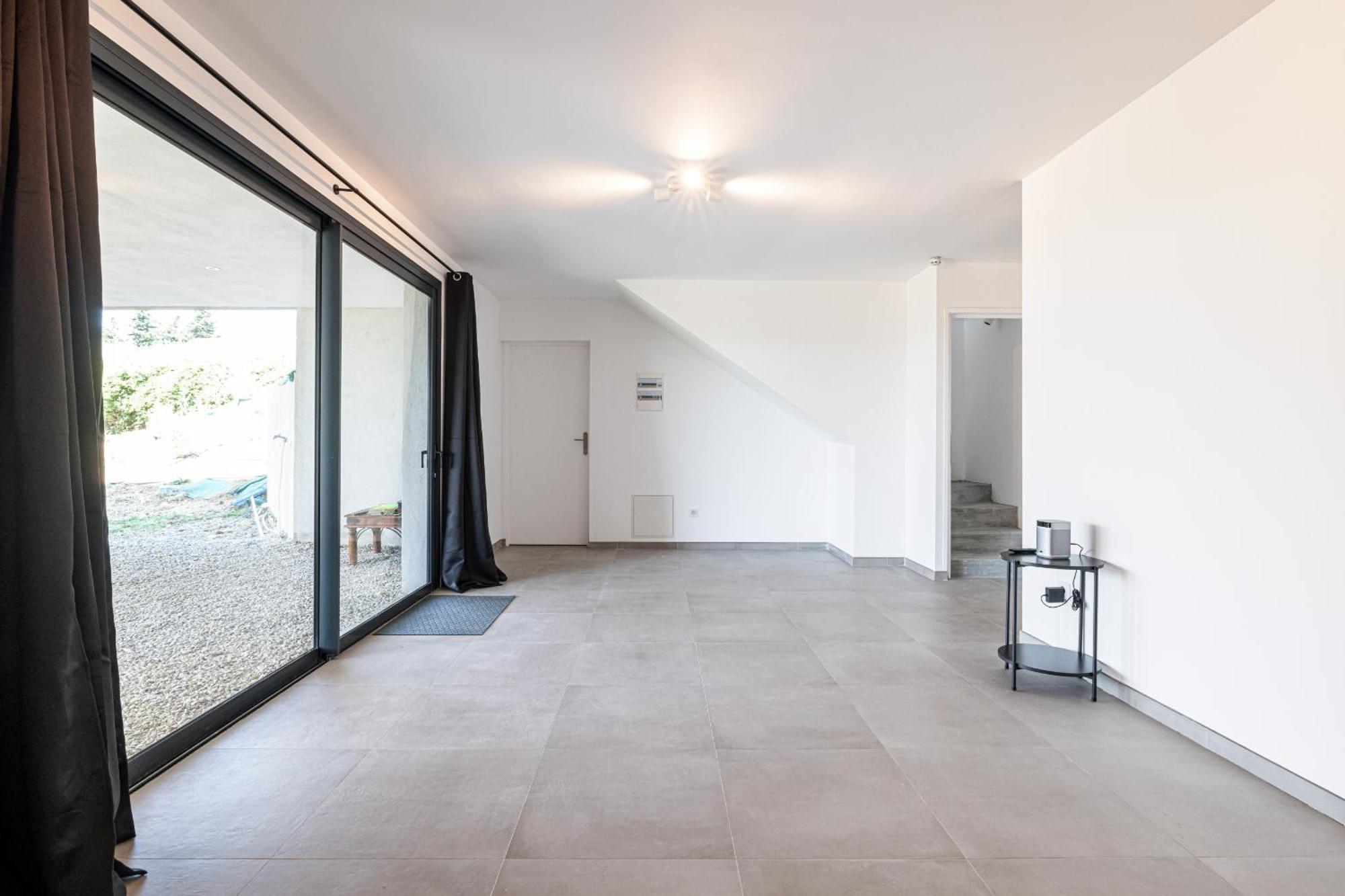 Cremat - Contemporaine - Piscine - Climatisation Casa vacanze *