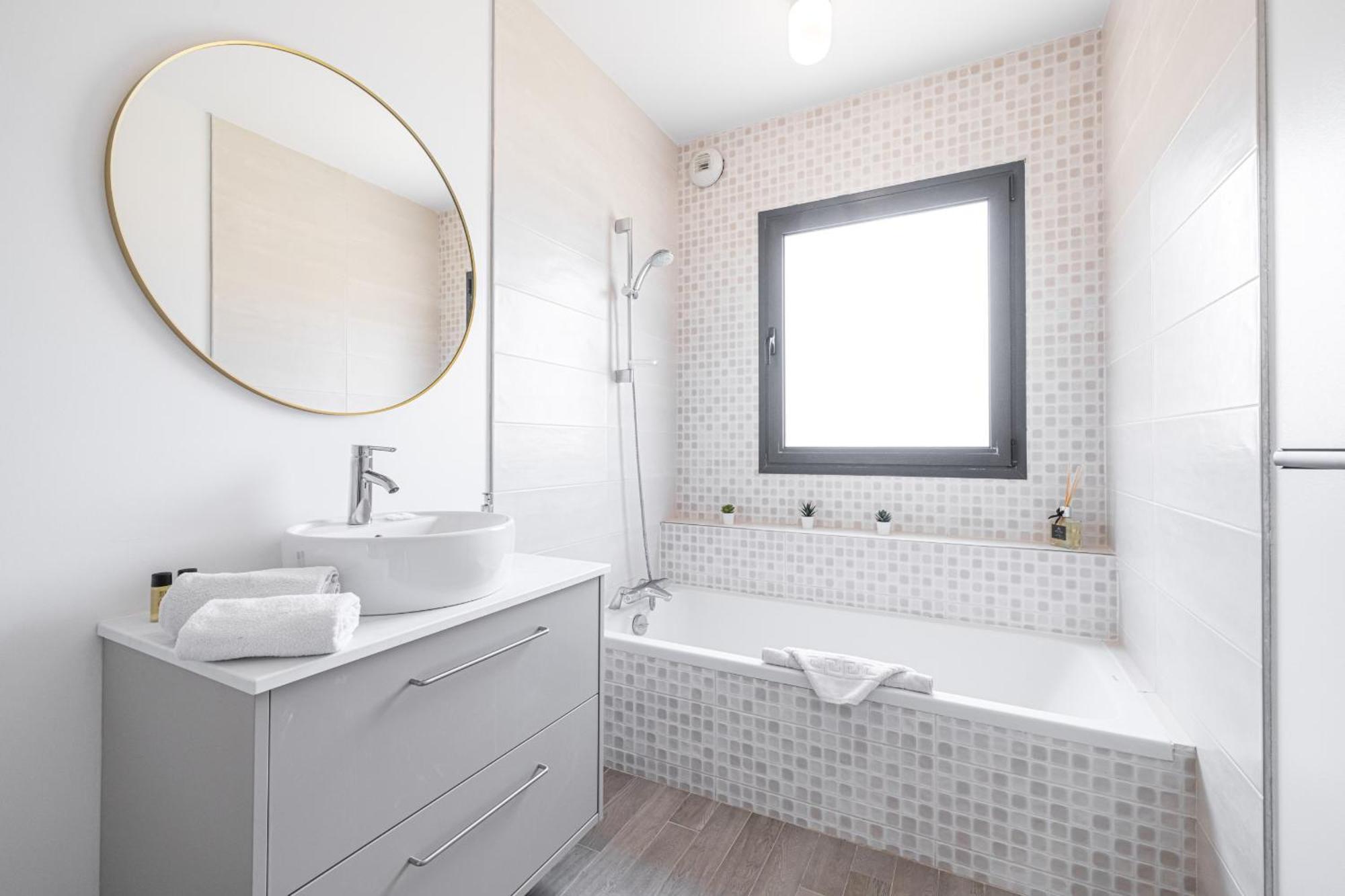 Cremat - Contemporaine - Piscine - Climatisation * Nizza